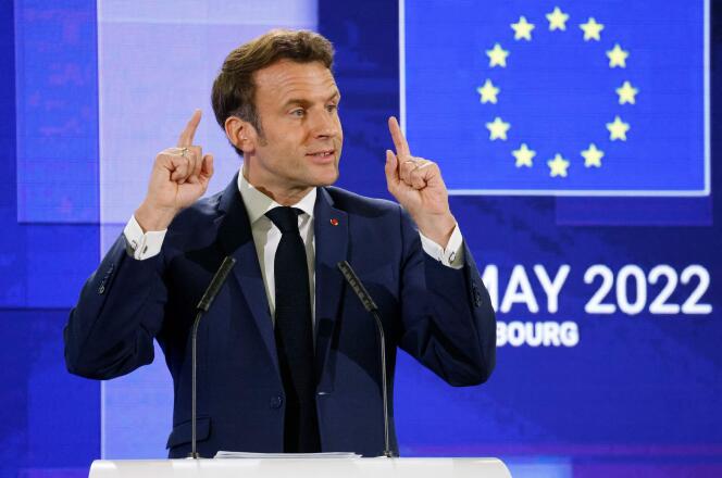 Le président français Emmanuel Macron devant le Parlement européen de Strasbourg, le 9 mai 2022.