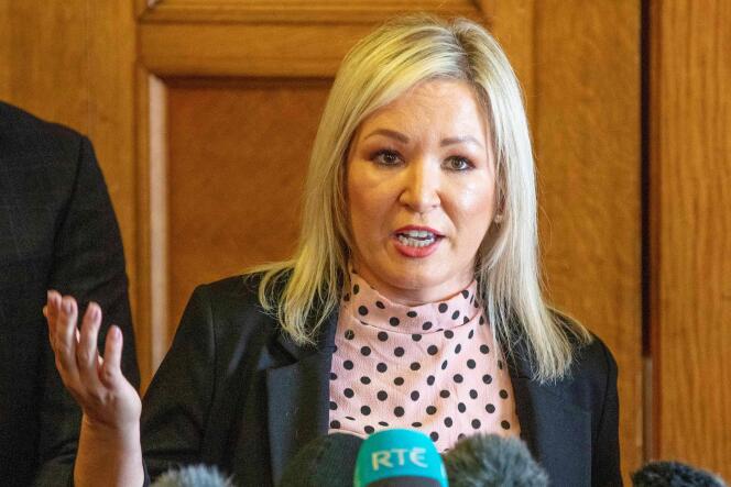 La dirigeante du Sinn Fein en Irlande du Nord, Michelle O'Neill, lors d’une conférence au Parlement nord-irlandais, Stormont, à Belfast, le 9 mai 2022.