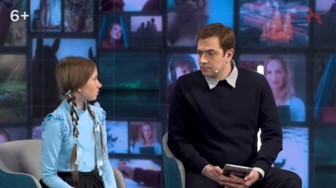 Screenshot of an educational video for children about the situation in Ukraine, broadcast on VK and on the YouTube channel of a school approved by the Russian Ministry of Education.