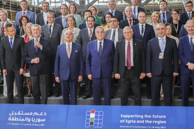 Lors de la sixième conférence des donateurs pour la Syrie, le 10 mai 2022 à Bruxelles. A droite, le haut représentant européen aux affaires étrangères, Josep Borrell (cravate bordeaux).