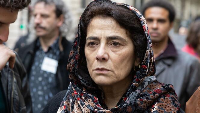 Hiam Abbass interprète Aïcha Oussekine, la mère de Malik, dans la série « Oussekine ».