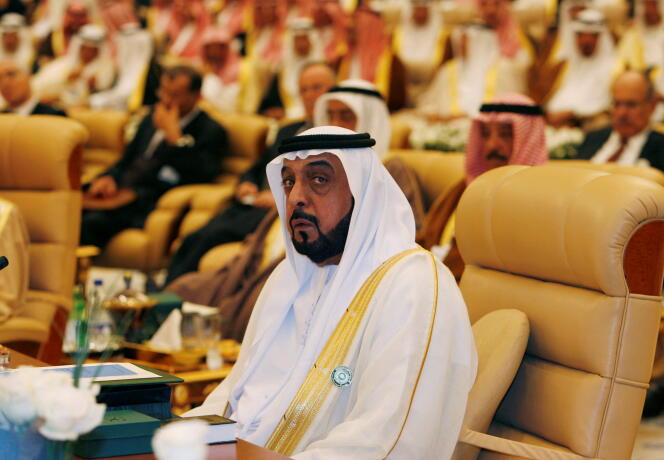 Khalifa Ben Zayed Al Nahyan en Riad el 28 de marzo de 2007.