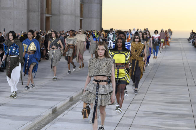 Vuitton, the finale of the Cruise 2023 show.