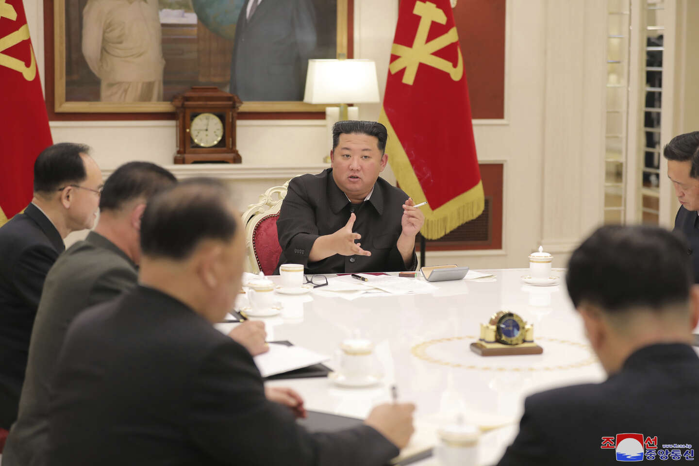 La propagation du Covid-19 en Corée du Nord provoque la colère de Kim Jong-un