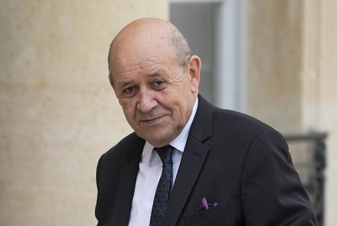 Jean-Yves le Drian at the Elysée Palace, April 28, 2022.