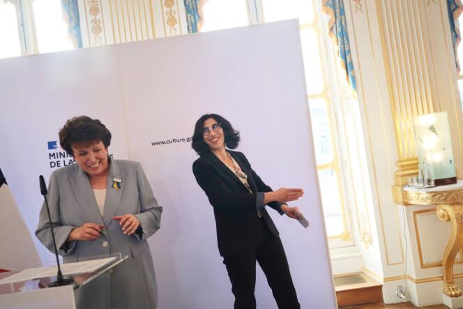 Roselyne Bachelot and Rima Abdul-Malak during the transition ceremony at Culture Ministry, in Paris, on May 20, 2022.
