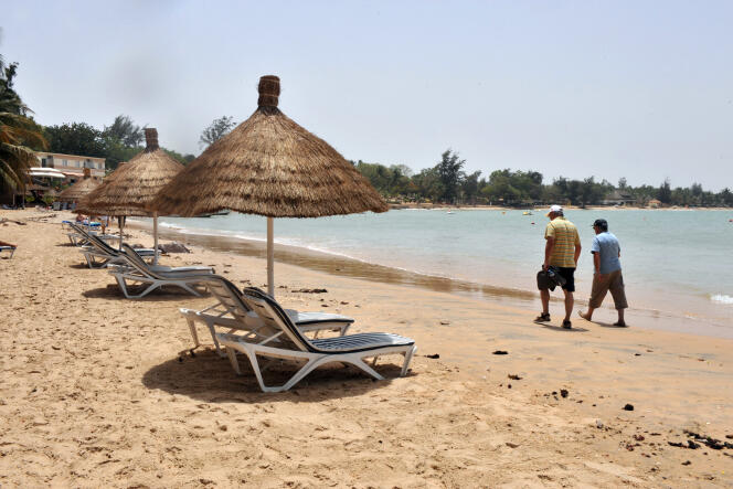 La station balnéaire de Saly, au Sénégal, qu’une grande communauté de retraités français a choisie pour « vivre plus dignement » qu’en France.
