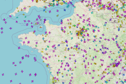 Grâce au site ADS-B Exchange, on peut observer les avions survolant, par exemple, la France métropolitaine.