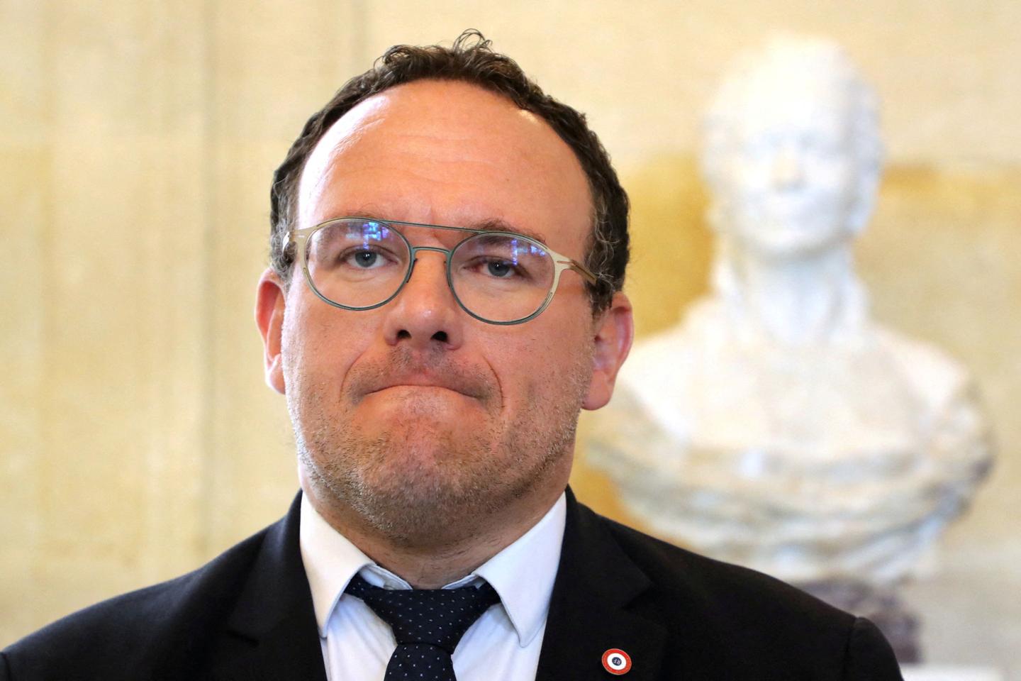 Damián Abad anuncia «la apertura de una investigación judicial» contra él