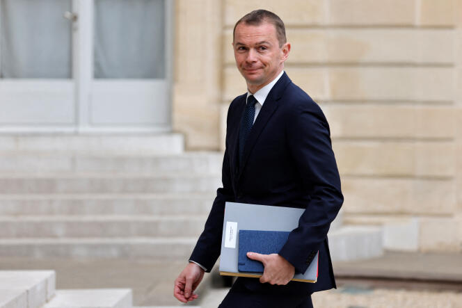 Olivier Dussopt, Ministro de Trabajo, Pleno Empleo e Integración, en el Palacio del Elíseo (París), 23 de mayo de 2022.