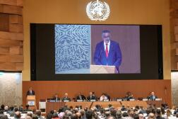 Tedros Adhanom Ghebreyesus, directeur général de l’OMS, devant l’Assemblée mondiale de la santé, à Genève (Suisse), le 22 mai 2022.