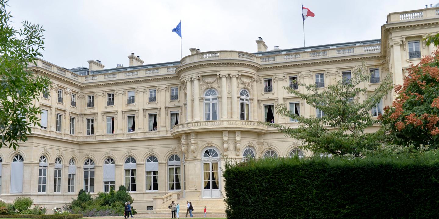 https://img.lemde.fr/2022/05/25/253/0/4928/2464/1440/720/60/0/5718eb3_1653472461556-frderd.jpg