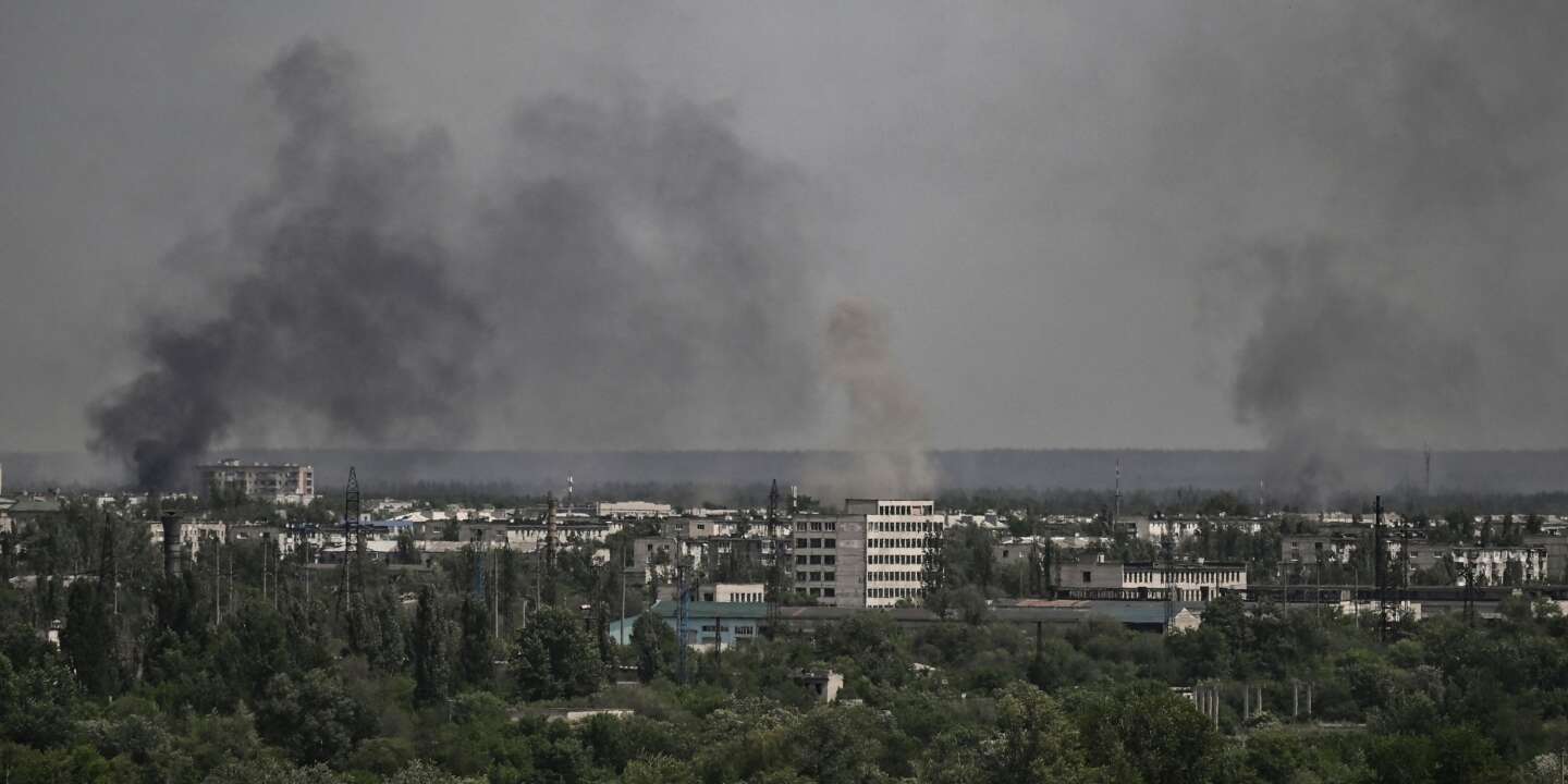 Wołodymyr Zełenski mówi, że infrastruktura w Siewierodoniecku została zniszczona przez rosyjskie bombardowania