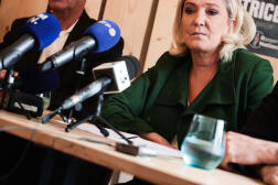 Marine Le Pen venu soutenir la campagne électorale dePatrice Martin, candidat (RN ) à Blangy-sur-Bresles (Seine Maritime), le 26 mai 2022.