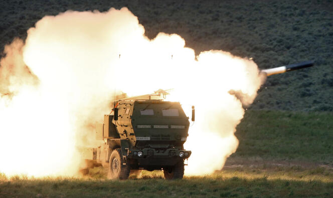 Un lance-roquettes multiple High Mobility Artillery Rocket System (Himars), de Lockheed Martin, lors d’un entraînement, aux Etats-Unis, en 2011.