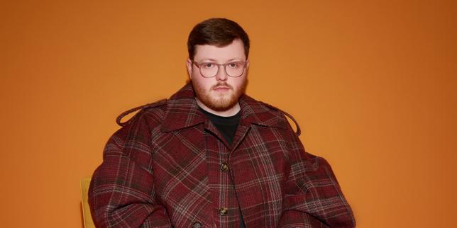 Prix LVMH 2022 remis à Steven Stokey Daley : « Je veux subvertir l’image élitiste de l’héritage britannique »