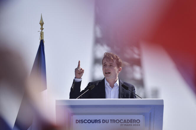 Stanislas Rigault, on the Place du Trocadero, in Paris, on March 27, 2022. 