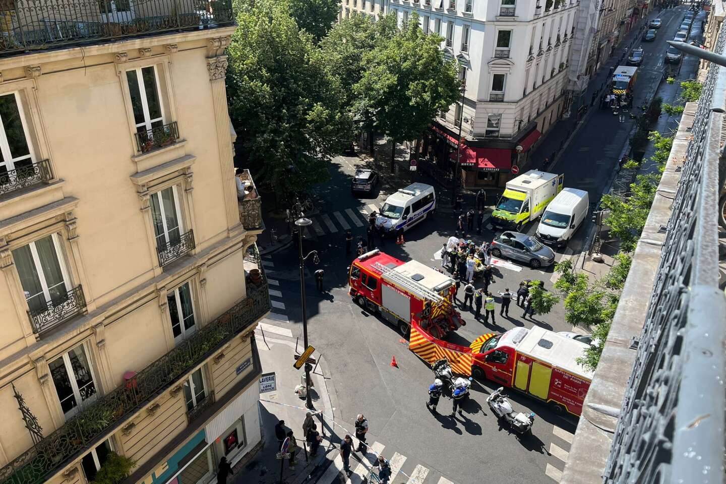 File:Camion de police française le 19 janvier 2023 à Paris.jpg