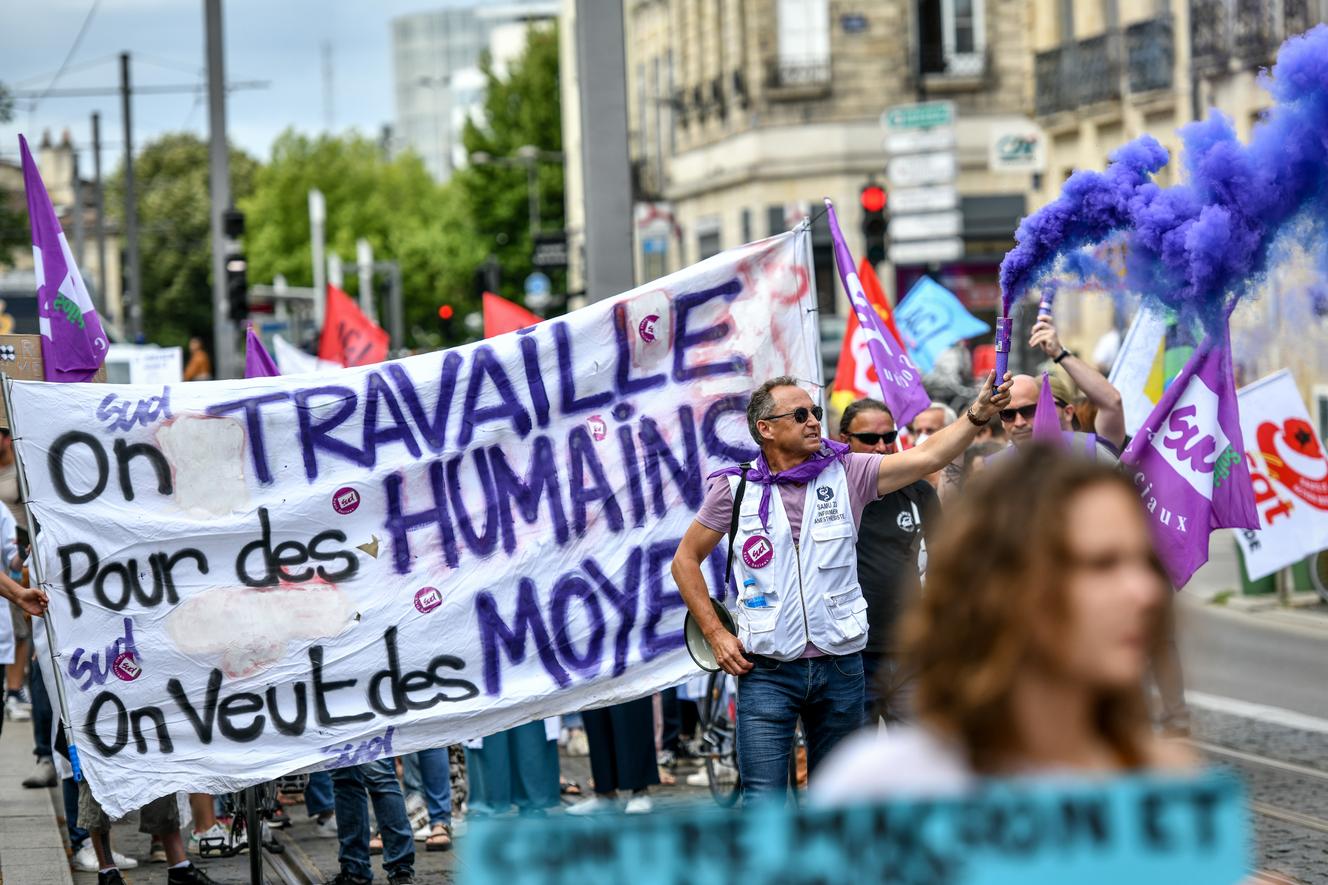 Manifestation du personnel soignant à Bordeaux, le 7 juin 2022.