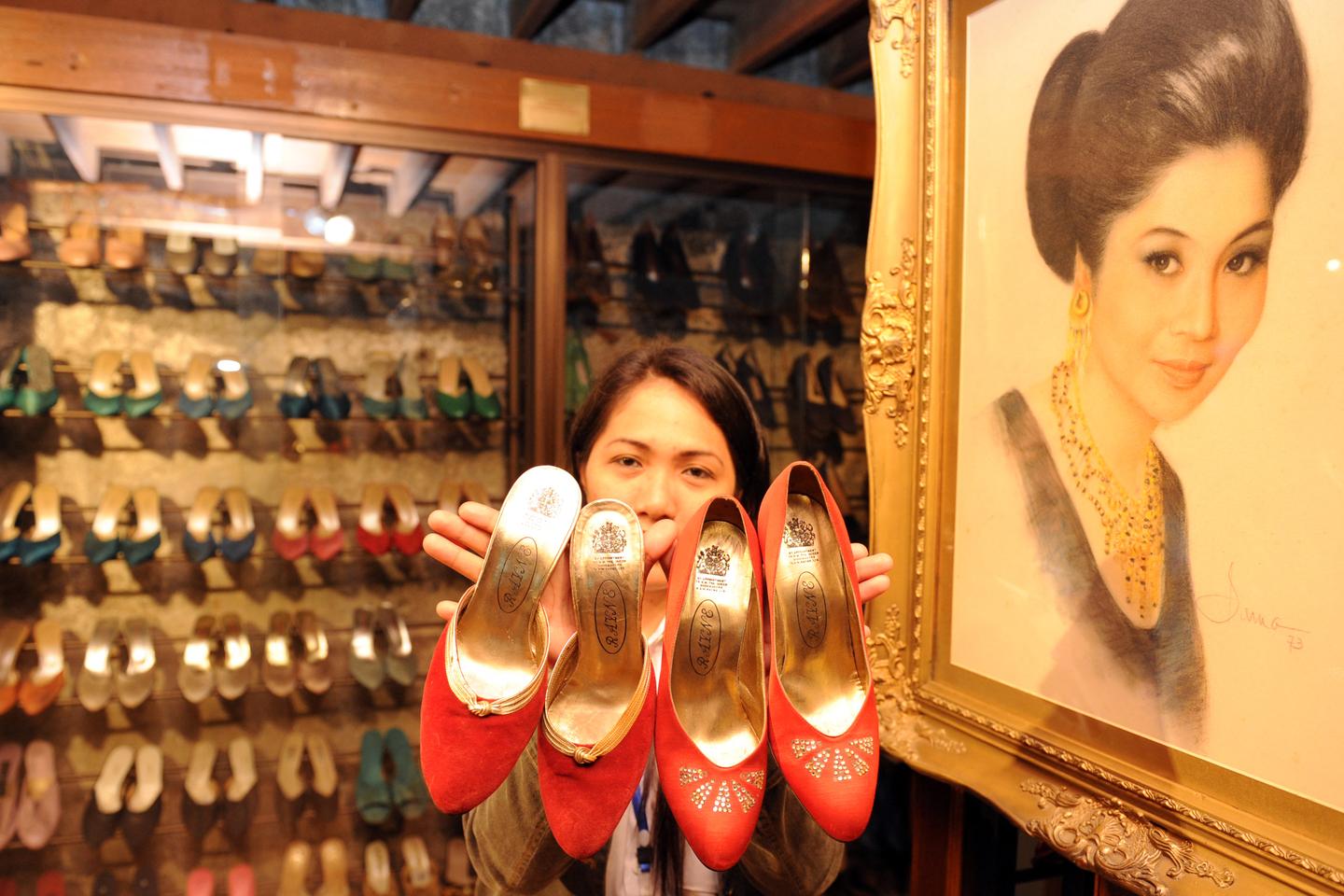 Corazon aquino shoes hotsell
