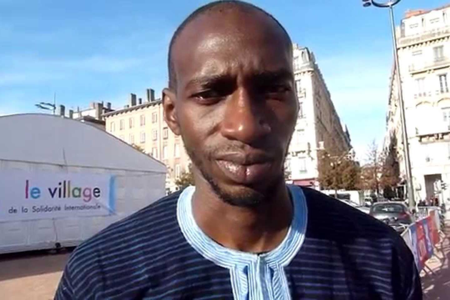 portrait de ceux qui, après leur rêve d’Europe, rentrent chez eux