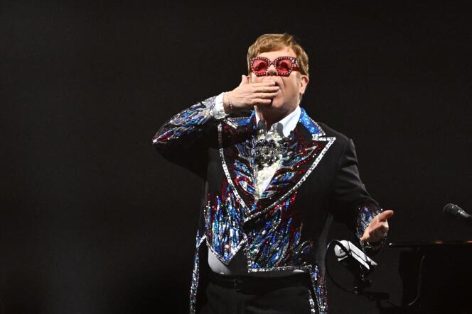 Elton John, lors de son concert à Paris La Défense Arena, le 11 juin 2022.
