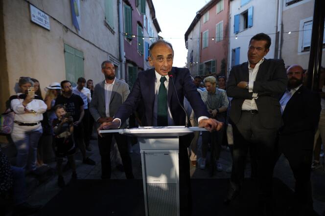 The leader of the far-right Reconquête! party, Eric Zemmour, after the announcement of his defeat in the first round of legislative elections in Cogolin (Var), on June 12, 2022. 