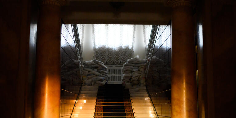 Kyiv – Ukraine-3 juin 2022-
Un escalier dans le palais présidentiel.