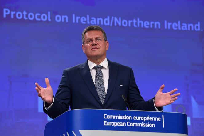 « Agir de façon unilatérale n’est pas constructif. Violer des accords internationaux n’est pas acceptable », a déclaré Maros Sefcovic, vice-président de la Commission européenne, lors d’une conférence de presse, à Bruxelles, le 15 juin 2022.