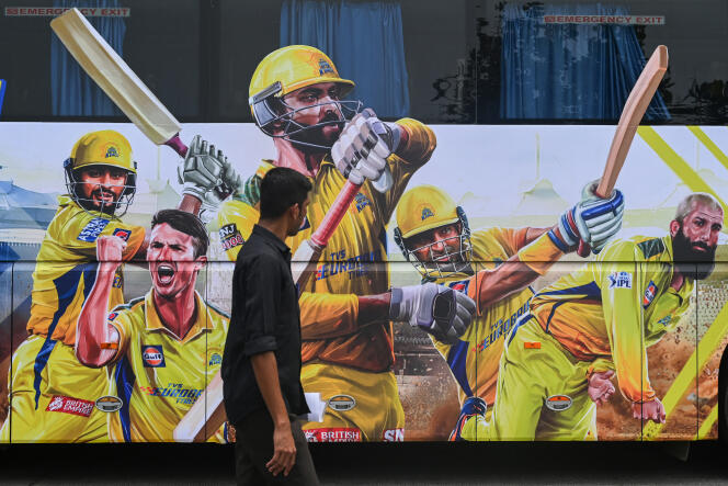 In front of the bus of the Indian cricket team Chennai Super Kings, in Mumbai, on March 24, 2022.