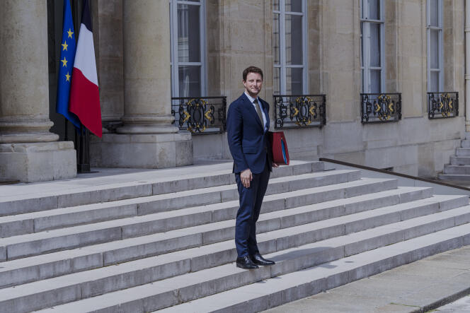 French European Affairs Minister Clément Beaune at the exit of the Council of Ministers at the Elysée Palace, June 14, 2022.