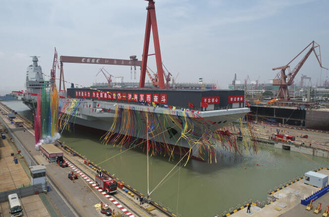 Image de l’agence Chine nouvelle du lancement du « Fujian », à Shanghaï, le 17 juin 2022.