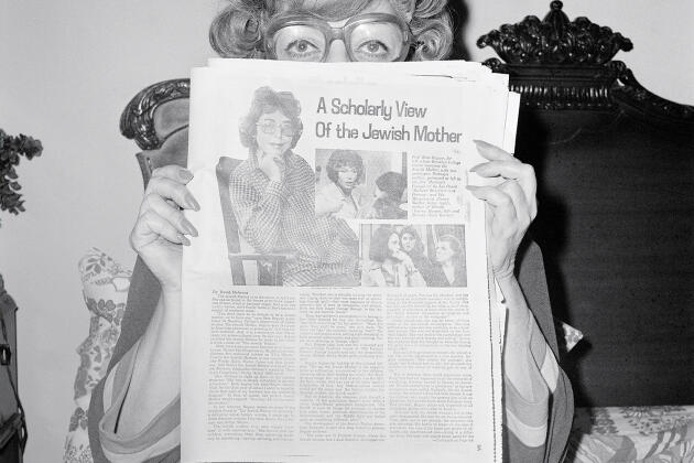 The photographer's mother reading an article titled "A Scholarly View of the Jewish Mother" on Thanksgiving Day (Massapequa, New York, 1978).