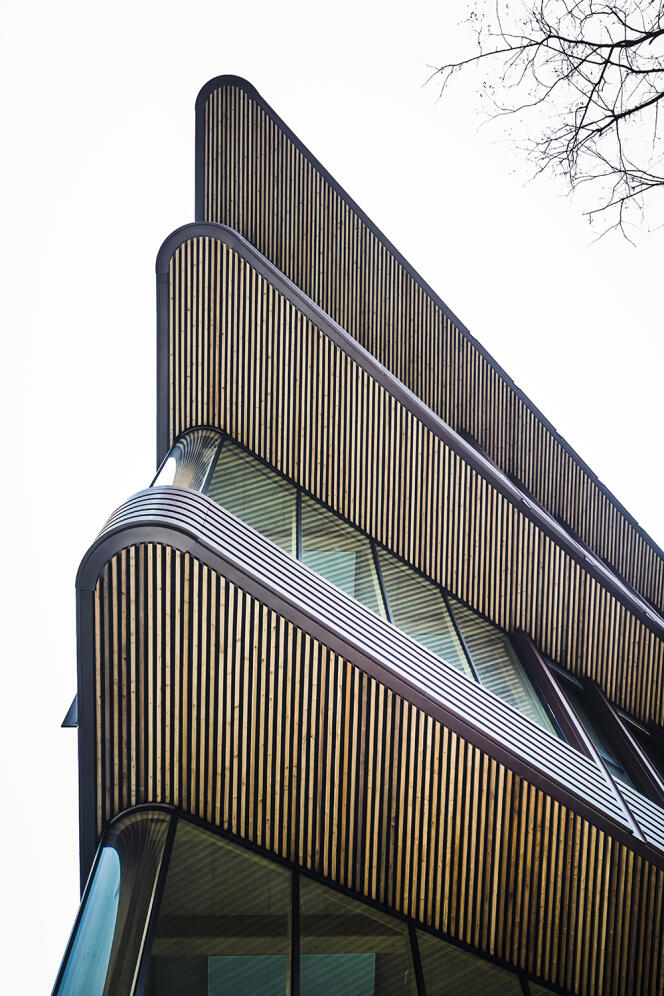 Wood is very present in the architecture of the new headquarters of the ONF, in Maisons-Alfort (Val-de-Marne).