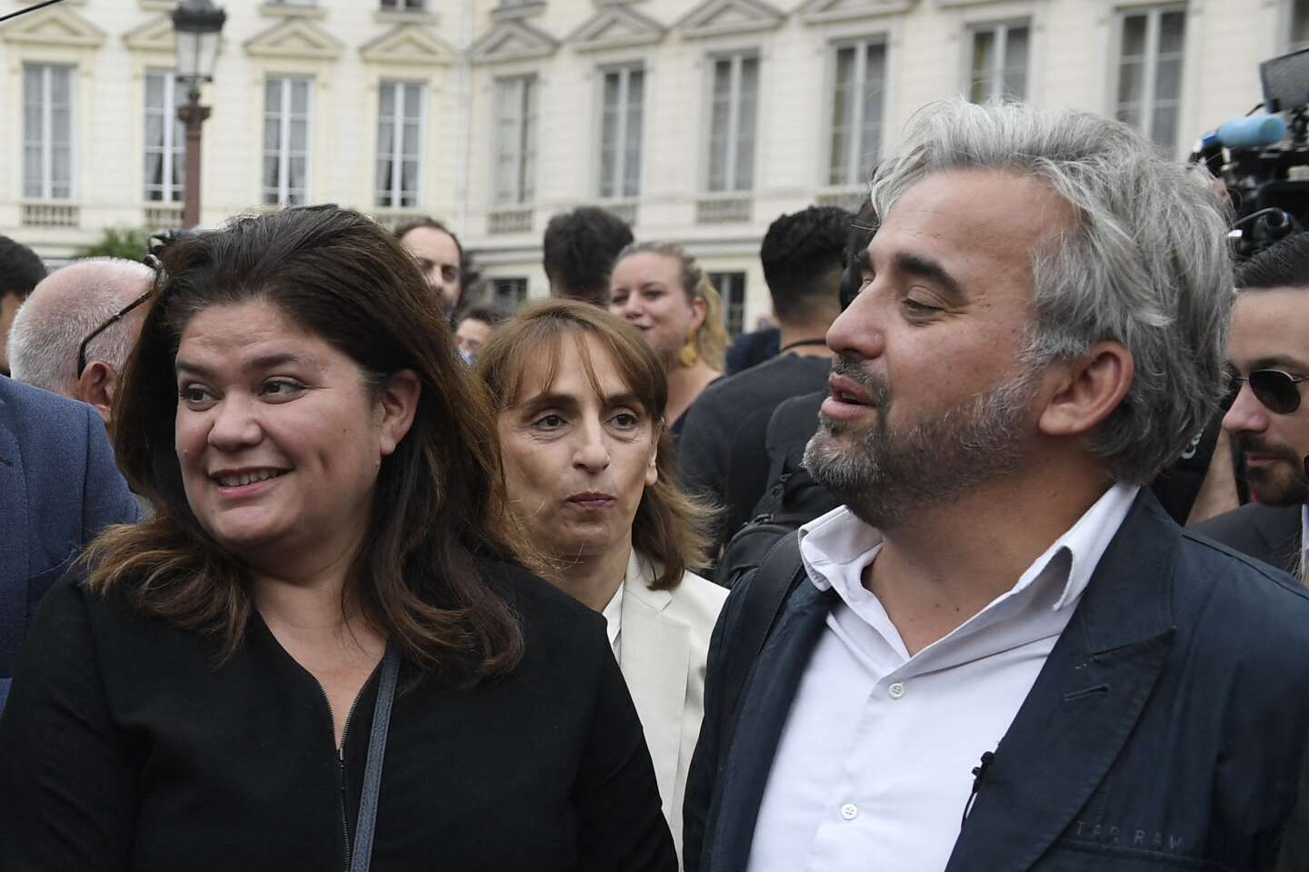 „Le Point“ entschuldigt sich, nachdem er Alexis Corbière und Raquel Garrido beschuldigt hat
