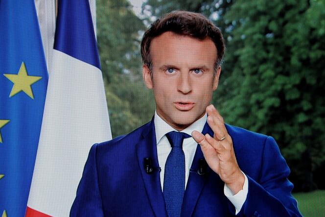 Emmanuel Macron Le président de la République, Emmanuel Macron, s’adresse aux Français lors du journal télévisé, à Paris, le 22 juin 2022.
