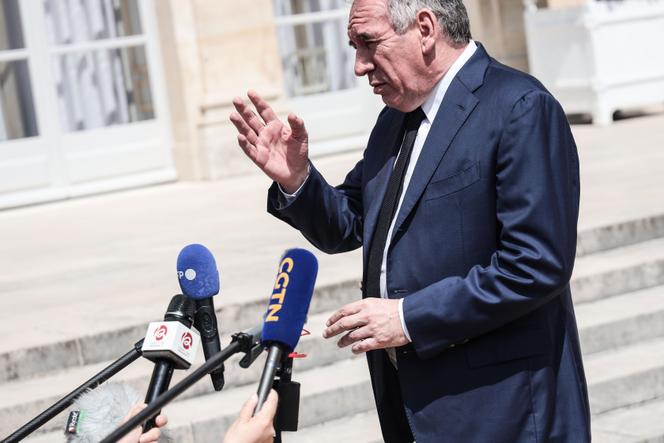 François Bayrou, June 21, 2022 at the exit of the Elysée.