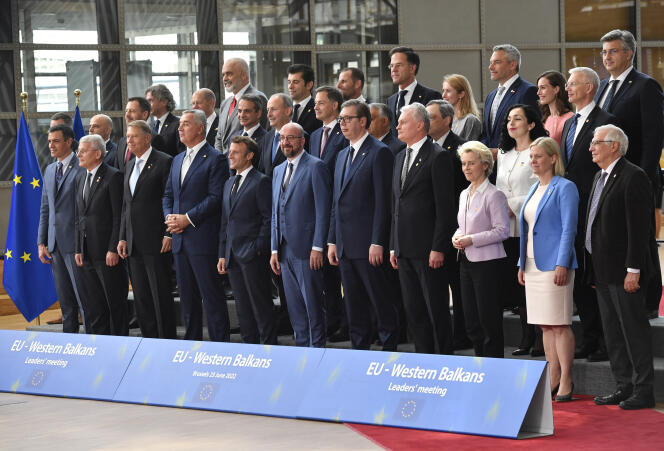 Leaders of the European Union and the Western Balkans pose at the EU summit in Brussels, June 23, 2022. 