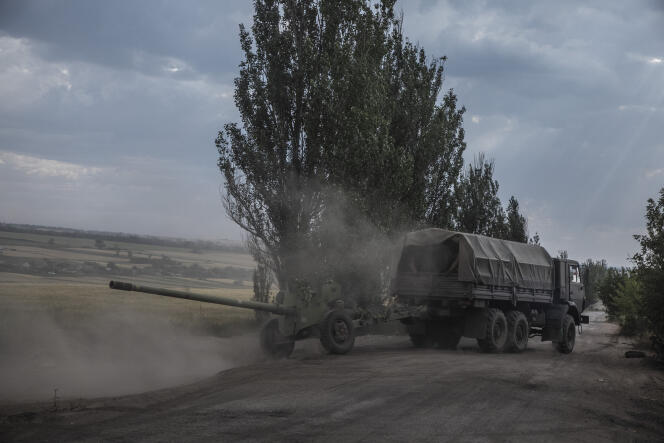 Elementos de una unidad de artillería motorizada ucraniana, entre Lyssytchansk y Sievierodonetsk, en Donbass, el 24 de junio de 2022.
