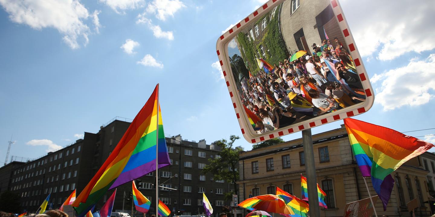 Varsovie reconnaît pour la première fois un mariage homosexuel de l'UE