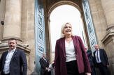 Marine Le Pen embarrassée par l’inscription du droit à l’avortement dans la Constitution