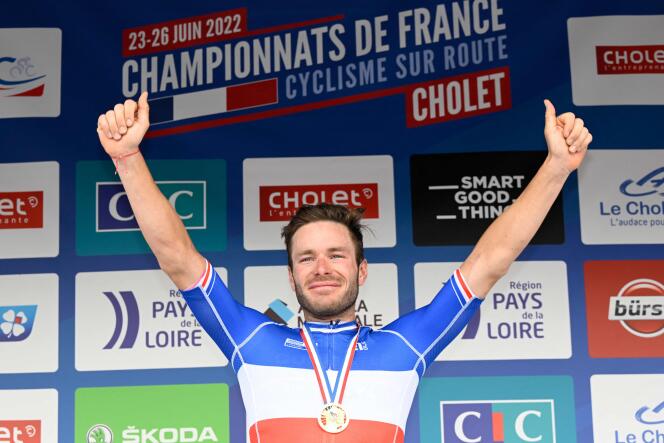 Crowned French champion on Sunday June 26, 2022, in Cholet, Florian Sénéchal is finally part of the selection of the Quick-Step Alpha Vinyl team to compete in the Tour de France.