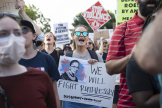 Des manifestants pour le droit à l’avortement se rassemblent devant la Cour suprême, le 24 juin 2022, à Washington. 