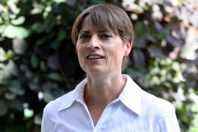 Sylvie Ferrer, alors candidate aux législatives de 2017 sous la bannière de La France insoumise, à Tarbes, le 1er juin 2017.