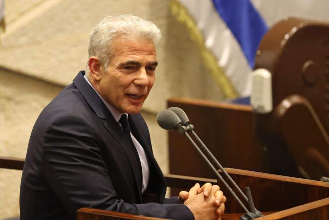 Yair Lapid, Israels Außenminister, wird voraussichtlich nach der Auflösung des Parlaments das Amt des amtierenden Premierministers übernehmen.