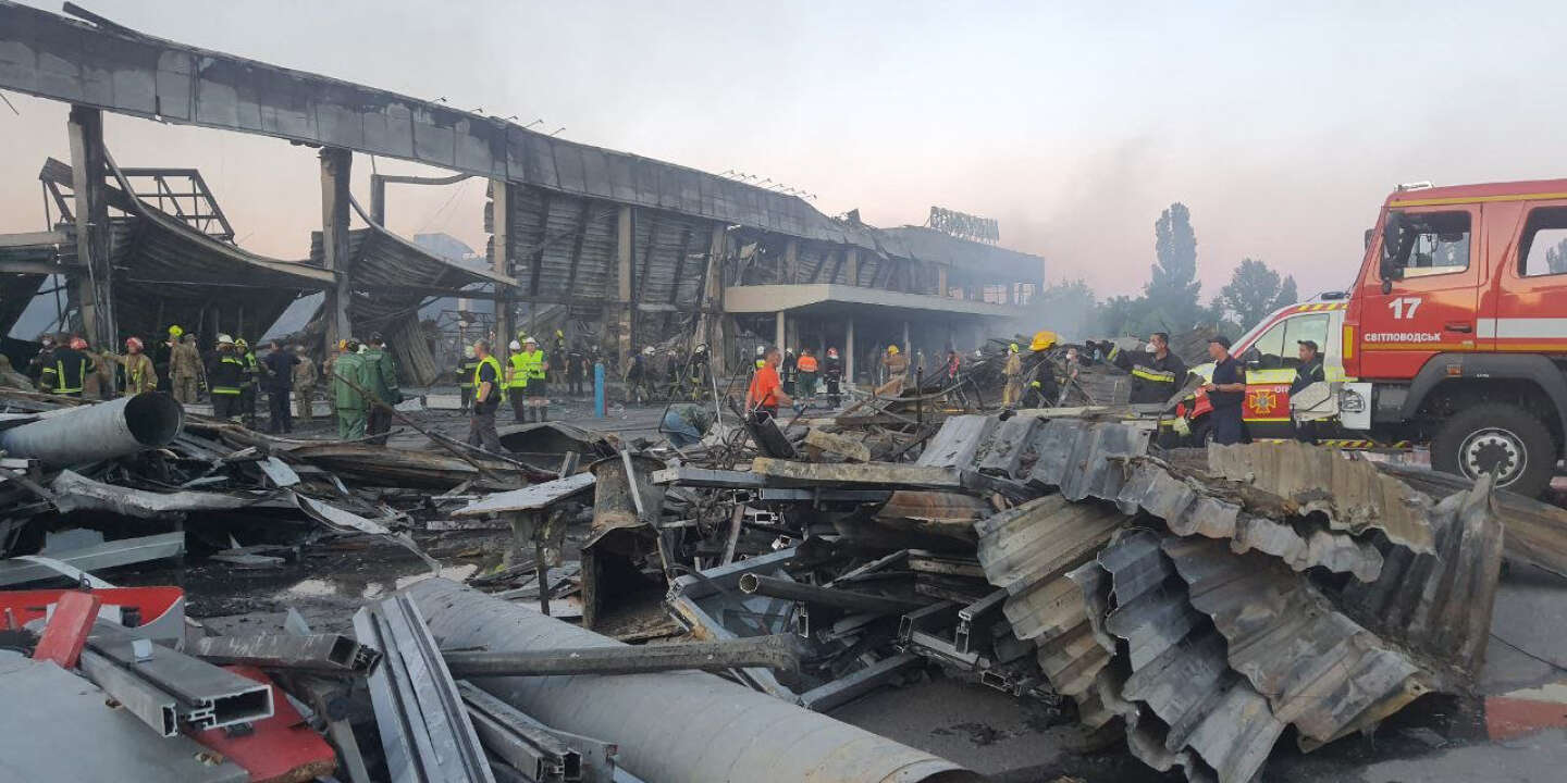 Międzynarodowe potępienie po zbombardowaniu centrum handlowego w Kremenczugu zginęło co najmniej 13 osób