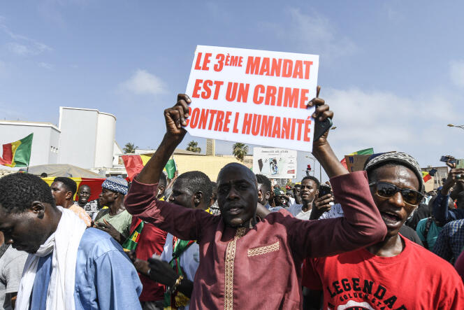 Manifestation antigouvernementale à Dakar, le 8 juin 2022.