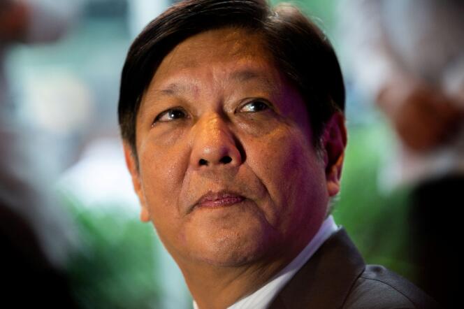 Le nouveau président des Philippines, Ferninand « Bongbong » Marcos, à Manille, le 23 mai 2022, devait être investi le 30 juin. 