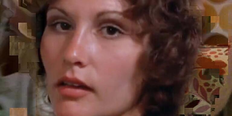768px x 384px - Linda Lovelace, the porn star in her husband's grip