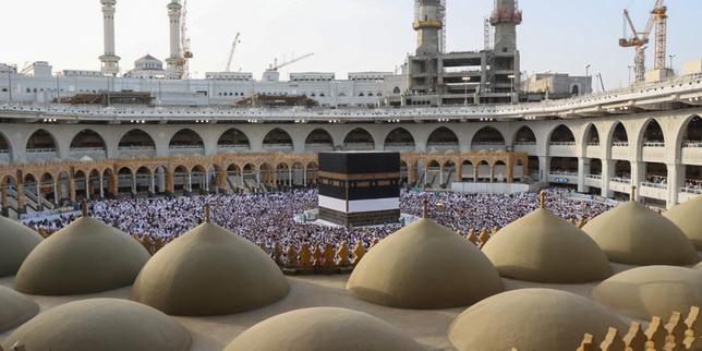 Pèlerinage à La Mecque : qu’est-ce que la Kaaba, cet intrigant cube noir autour duquel tournent des millions de musulmans ?